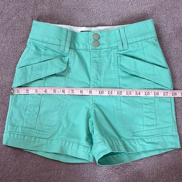 Democracy "Ab"solution® High Rise Colored 4 1/2" Inseam Utility Shorts Size 2 - Picture 5 of 17